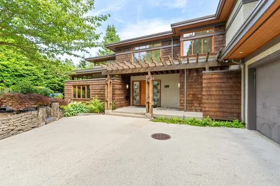 510 Eastcot Road, West Vancouver For Sale - image 3