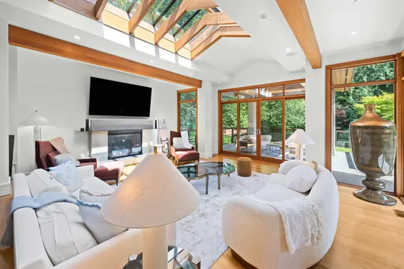 510 Eastcot Road, West Vancouver For Sale - image 8