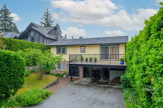129 Sandringham Crescent, North Vancouver