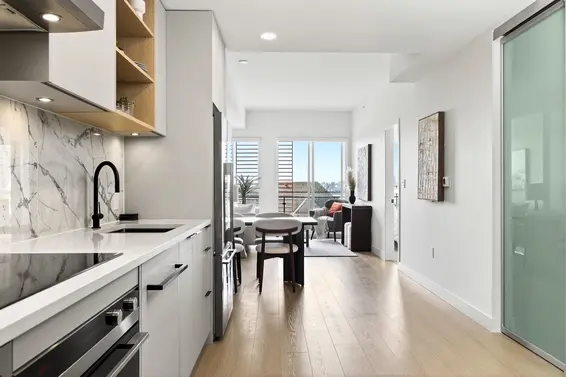 101/202 422 East 3rd Street, North Vancouver For Sale - image 11