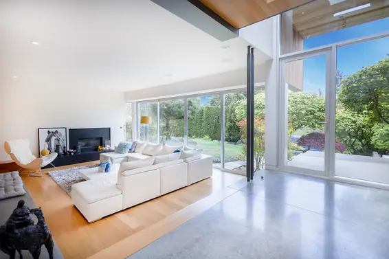 2924 Altamont Crescent, West Vancouver For Sale - image 4