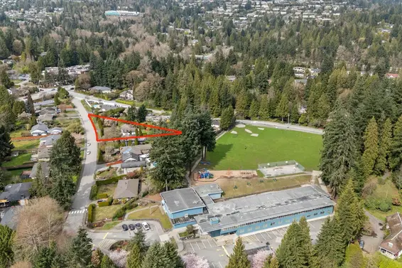 675 Burley Drive, West Vancouver For Sale - image 40