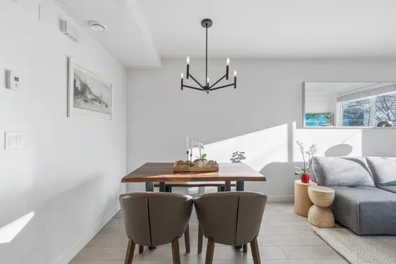 TH3 108 East 8th Street, North Vancouver For Sale - image 10