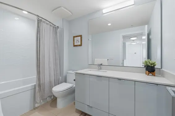 TH3 108 East 8th Street, North Vancouver For Sale - image 20