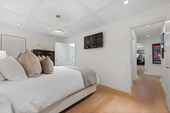 4119 Burkeridge Place, West Vancouver For Sale - image 20