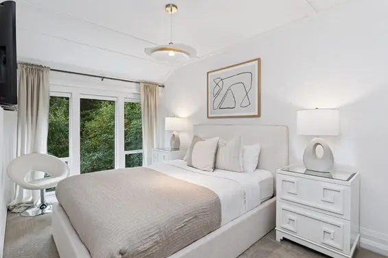 4119 Burkeridge Place, West Vancouver For Sale - image 37