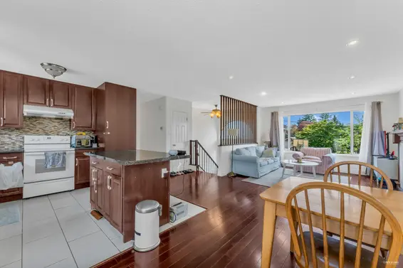 488 West Kings Road, North Vancouver For Sale - image 4