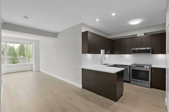 203 1633 Tatlow Avenue, North Vancouver For Sale - image 3
