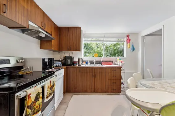 1949 Mahon Avenue, North Vancouver For Sale - image 17