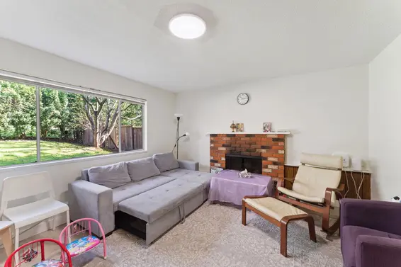 1949 Mahon Avenue, North Vancouver For Sale - image 18