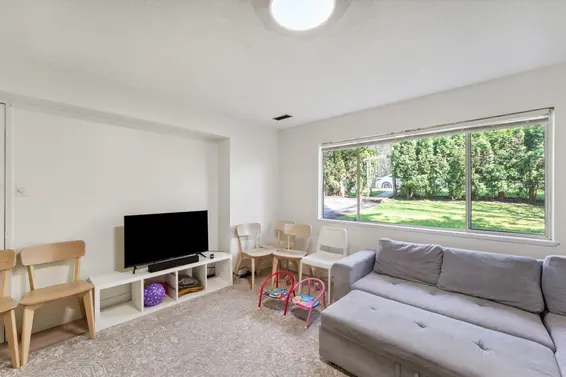 1949 Mahon Avenue, North Vancouver For Sale - image 19
