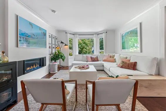 2645 Edgemont Boulevard, North Vancouver For Sale - image 4