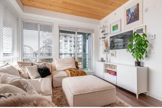 601 108 East 8Th Street, North Vancouver For Sale - image 6