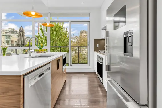 310 105 West 2nd Street, North Vancouver For Sale - image 4