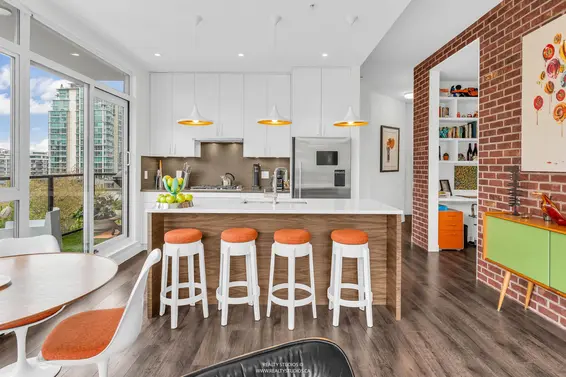 310 105 West 2nd Street, North Vancouver For Sale - image 5