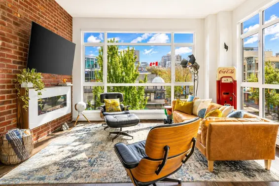 310 105 West 2nd Street, North Vancouver For Sale - image 6