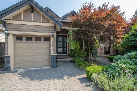 3790 Hoskins Road, North Vancouver