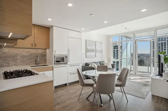 1503 200 Klahanie Court, West Vancouver For Sale - image 8