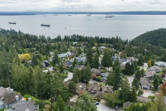 4812 Headland Close, West Vancouver For Sale - image 31