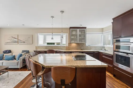 4812 Headland Close, West Vancouver For Sale - image 6