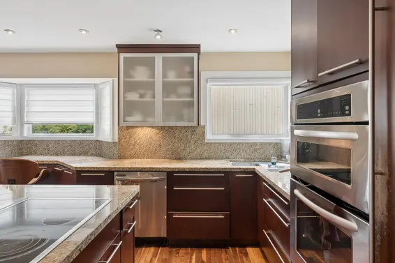 4812 Headland Close, West Vancouver For Sale - image 8