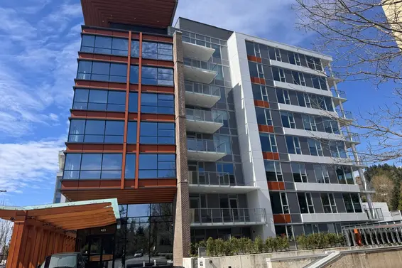 603 423 6th Street, West Vancouver For Sale - image 1