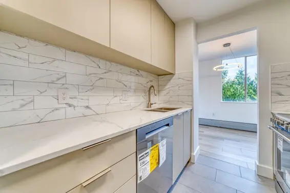 1108 2004 Fullerton Avenue, North Vancouver For Sale - image 10