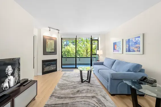 305 175 West 1st Street, North Vancouver
