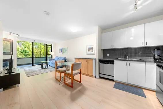 305 175 West 1st Street, North Vancouver For Sale - image 2