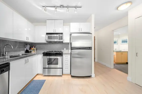 305 175 West 1st Street, North Vancouver For Sale - image 5