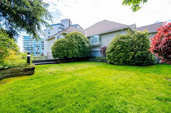 17 2130 Marine Drive, West Vancouver For Sale - image 27