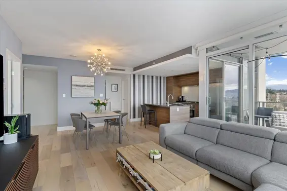 2004 1550 Fern Street, North Vancouver For Sale - image 7