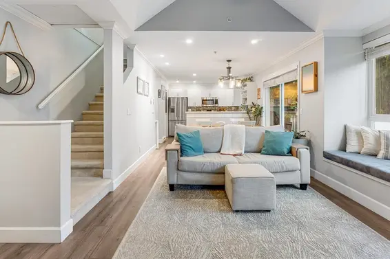 18 1073 Lynn Valley Road, North Vancouver For Sale - image 3