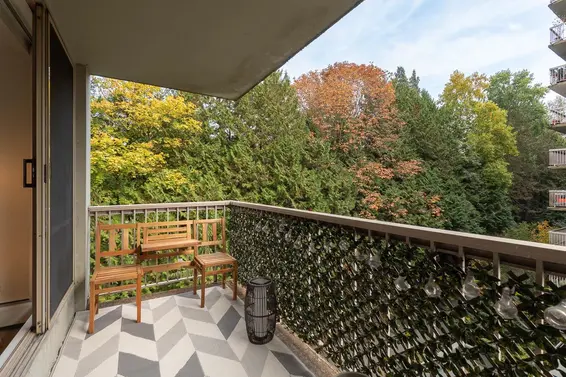 604 2016 Fullerton Avenue, North Vancouver For Sale - image 2