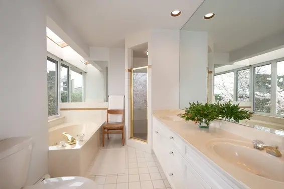 5436 Westhaven Place, West Vancouver For Sale - image 25