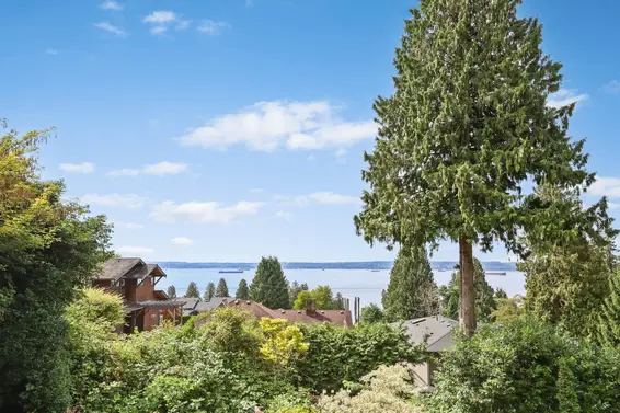 2678 Ottawa Avenue, West Vancouver For Sale - image 35