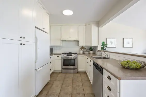 2678 Ottawa Avenue, West Vancouver For Sale - image 8