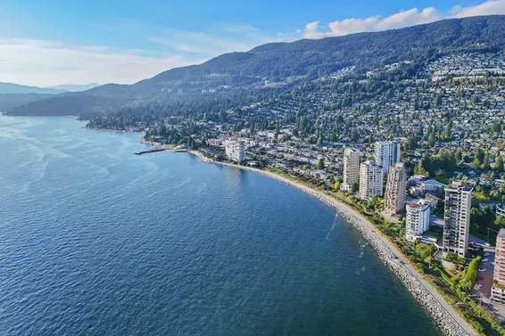 11 2250 Bellevue Avenue, West Vancouver For Sale - image 39