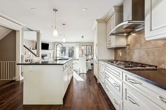 4687 Hoskins Road, North Vancouver For Sale - image 10