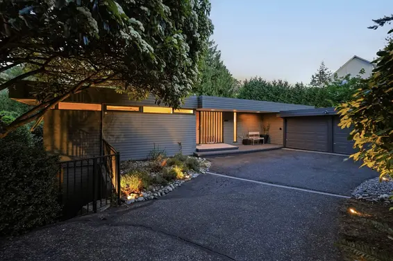 6240 Summit Avenue, West Vancouver For Sale - image 1