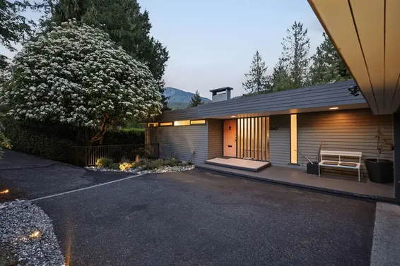 6240 Summit Avenue, West Vancouver For Sale - image 2