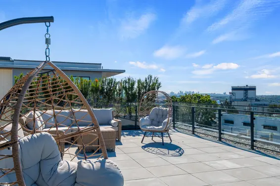 361 422 East 3rd Street, North Vancouver For Sale - image 39