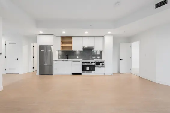 361 422 East 3rd Street, North Vancouver For Sale - image 8