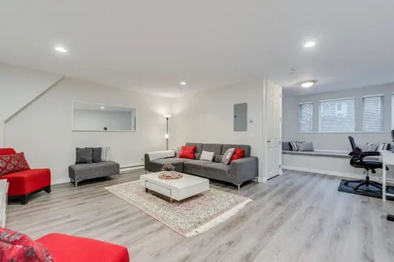 4 233 East 6th Street, North Vancouver For Sale - image 29