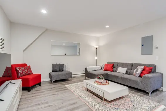 4 233 East 6th Street, North Vancouver For Sale - image 30