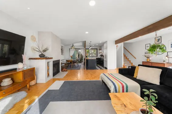 1952 Chesterfield Avenue, North Vancouver