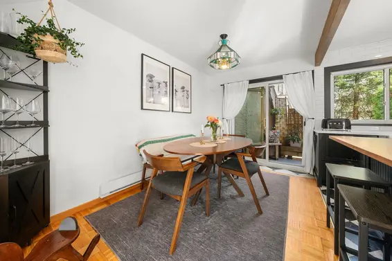1952 Chesterfield Avenue, North Vancouver For Sale - image 12
