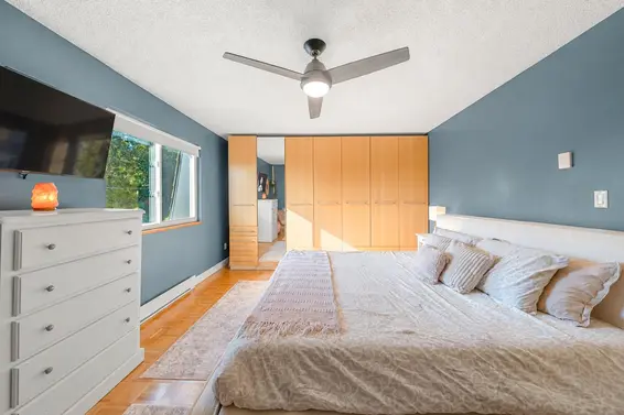 1952 Chesterfield Avenue, North Vancouver For Sale - image 18