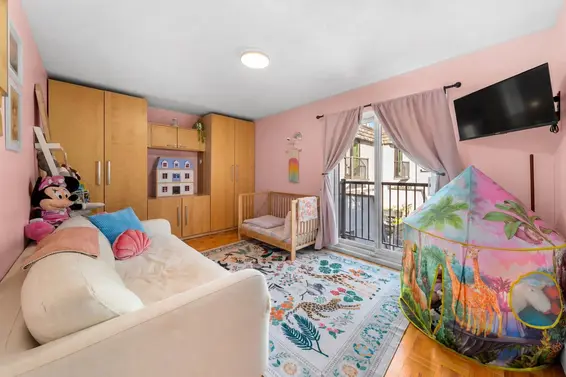 1952 Chesterfield Avenue, North Vancouver For Sale - image 21