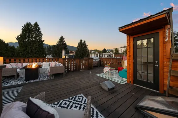 1952 Chesterfield Avenue, North Vancouver For Sale - image 26
